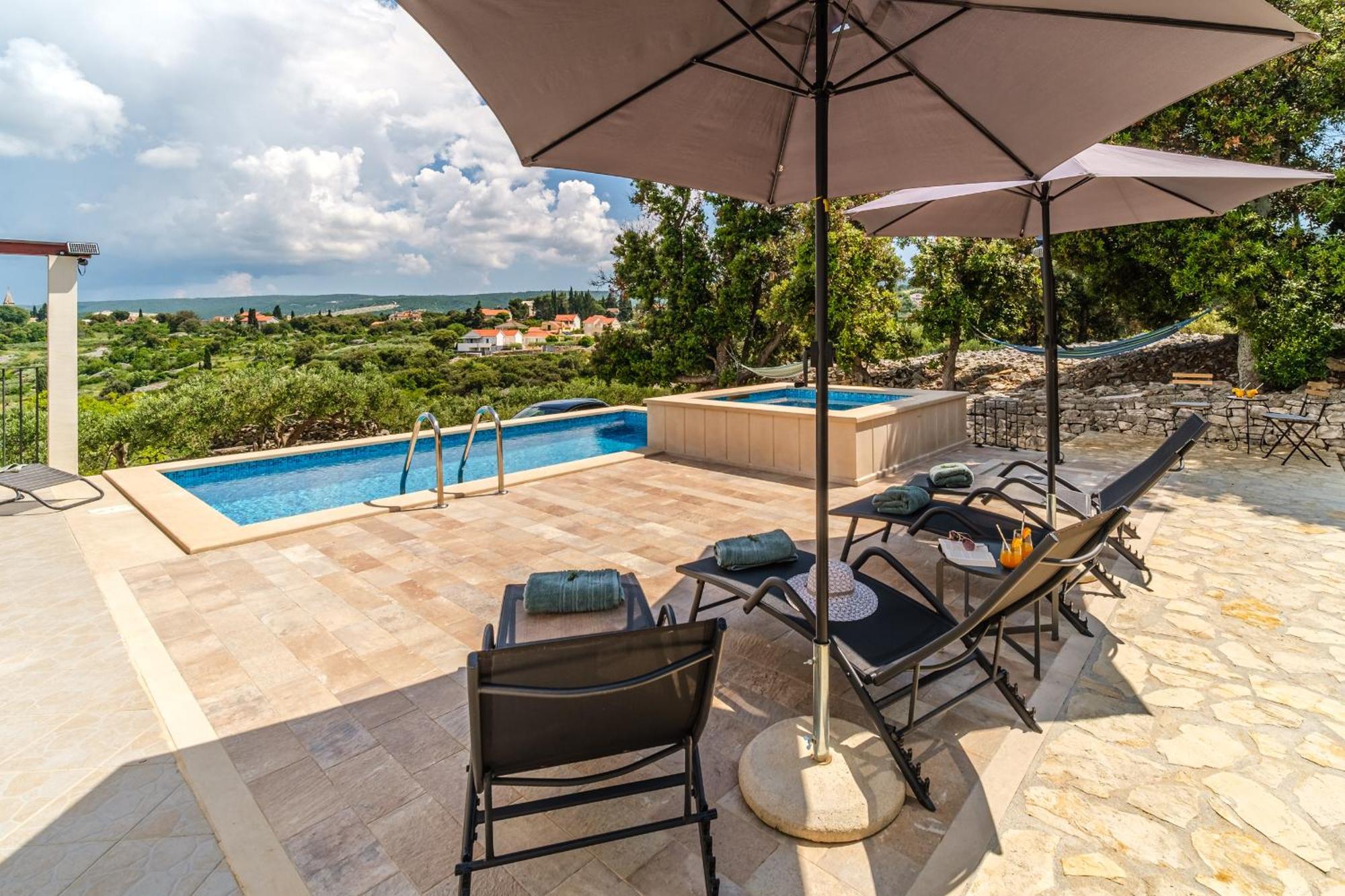 Villa Maria Skrip Luaran gambar